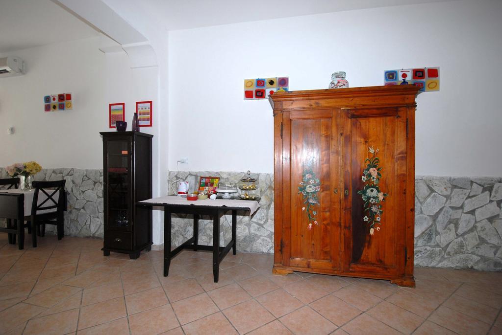 וירג'יו Hotel Luana מראה חיצוני תמונה