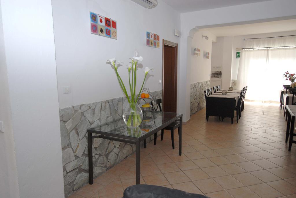 וירג'יו Hotel Luana מראה חיצוני תמונה
