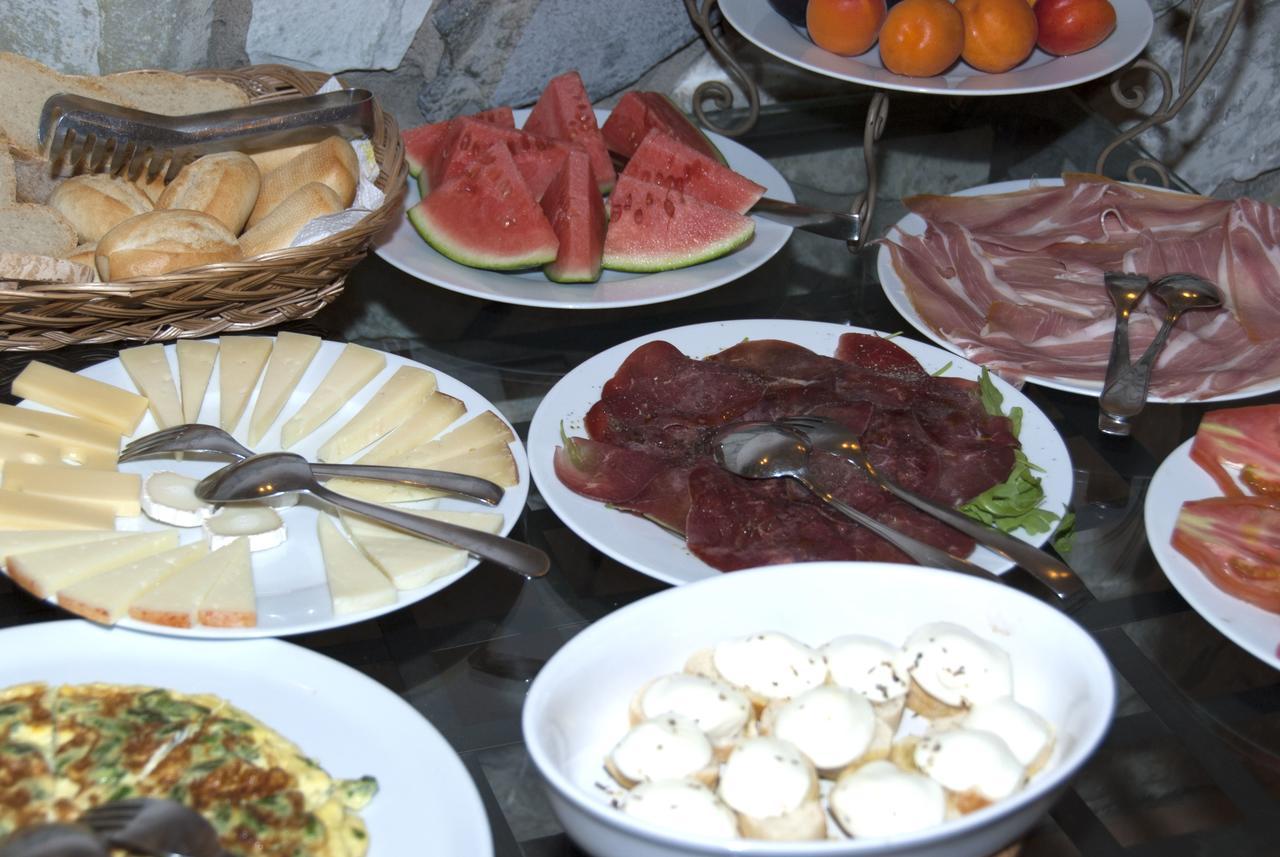 וירג'יו Hotel Luana מראה חיצוני תמונה